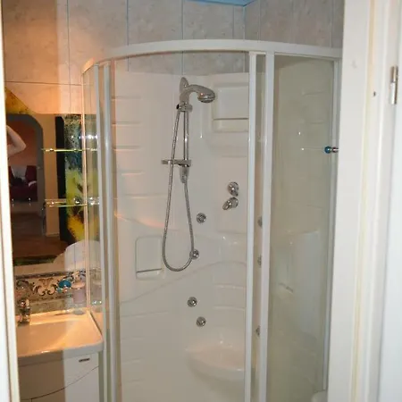 Apartament Alexandra Апартаменти